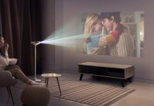 Con Lg, il proiettore diventa anche speaker, lampada ed elemento di arredo LG