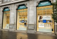 Amazon apre il primo negozio fisico in Italia e amplia nel corso del 2025 la propria selezione online Amazon negozio