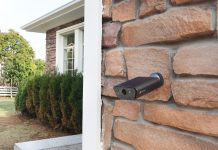 Ezviz innova la sorveglianza da esterno con la tecnologia Always-On Video Ezviz