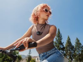 Insta360 GO Ultra: la videocamera tascabile potente e semplice da usare Insta360 GO Ultra