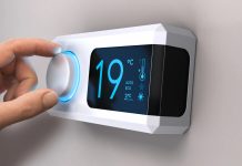 Riscaldamento acceso e “guerre del termostato”: il 16% degli italiani alza la temperatura di nascosto dai familiari riscaldamento