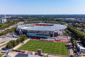 Come l’intelligenza artificiale sta cambiando il calcio: la collaborazione tra IBM e Bayer 04 Leverkusen