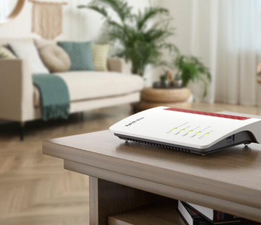FRITZ!Box 4630, Wi-Fi 7 e porta 2,5 Gbit/s per la fibra ottica