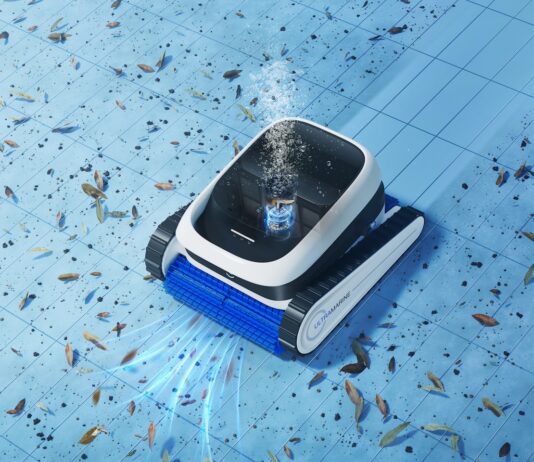 Ultramarine P1: Ecovacs entra nel cleaning delle piscine con un robot smart ECOVACS ULTRAMARINE P1
