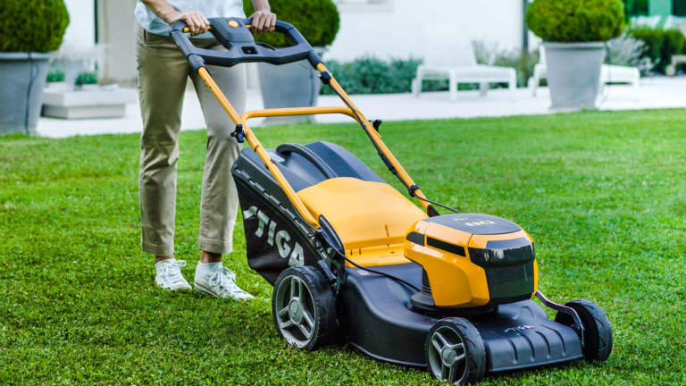 macchine per giardinaggio