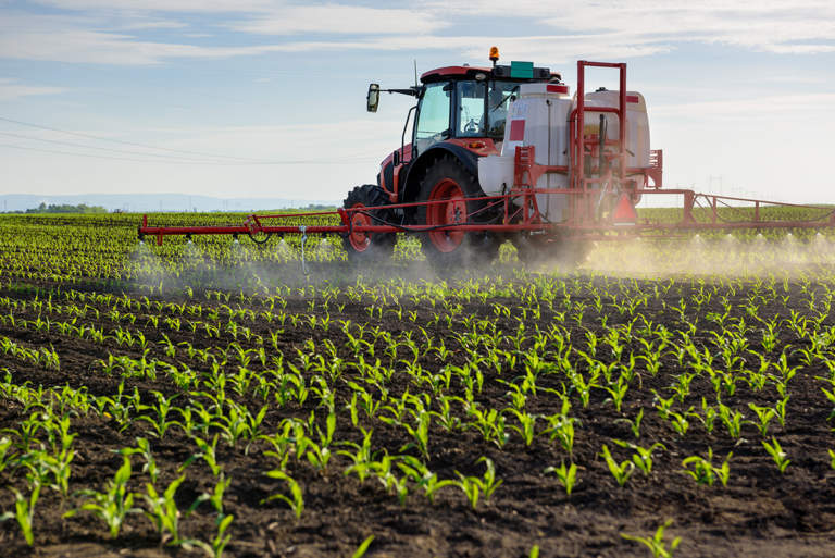 agricoltura mezzi tecnici