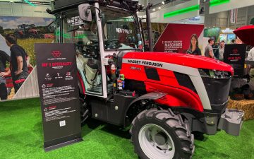 Carraro CVT transmission technology fuels the new Massey Ferguson 3 Speciality Series Carraro CVT transmission technology fuels the new Massey Ferguson 3 Speciality Series