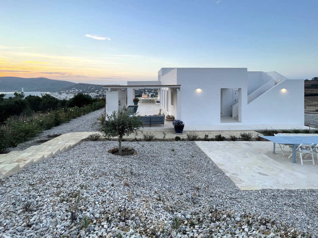 Casa su isola inGrecia - Arch Mauro Rivolta _studio Ecoarch - apertura