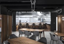 La scenografia di un ristorante fotografico