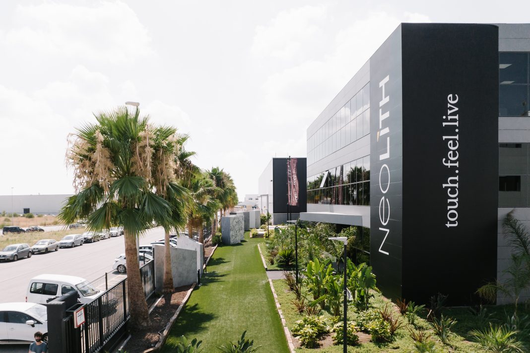 Headquarters Neolith 01