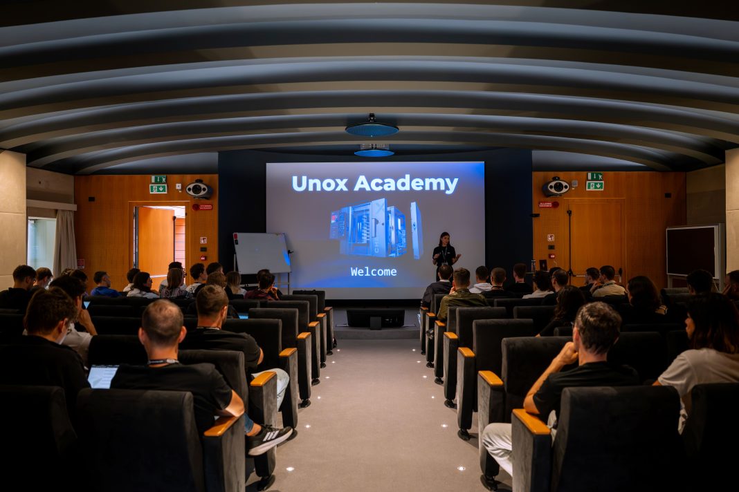 Unox Academy welcome