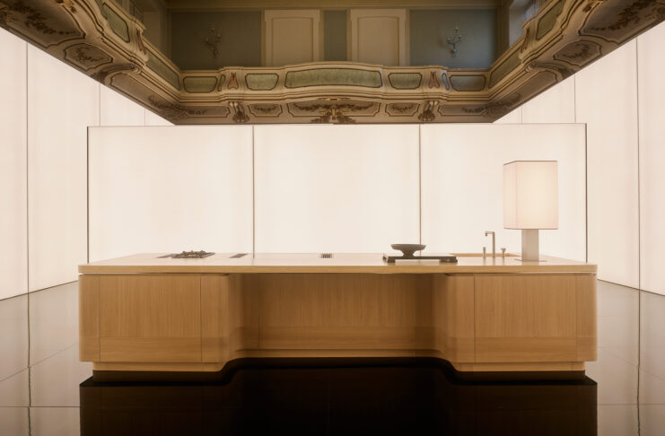 La cucina Poliform presentata nella cornice suntuosa di Palazzo Clerici