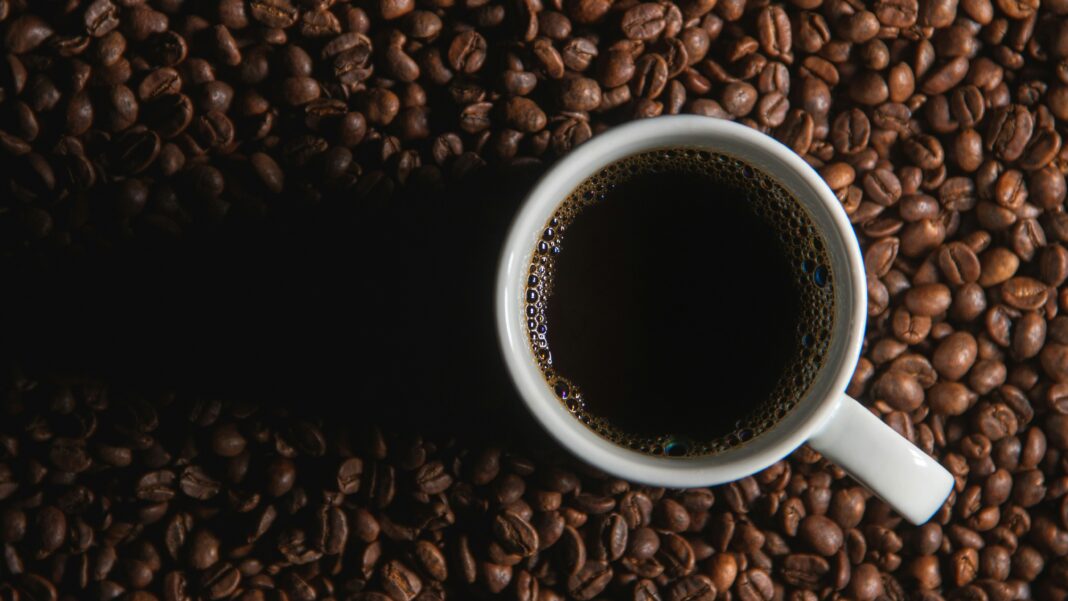 Caffe_Unsplash_brent_ninaber-_vbDz2XLwwo-unsplash