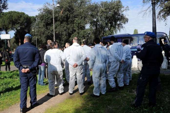 Copertura assicurativa per detenuti