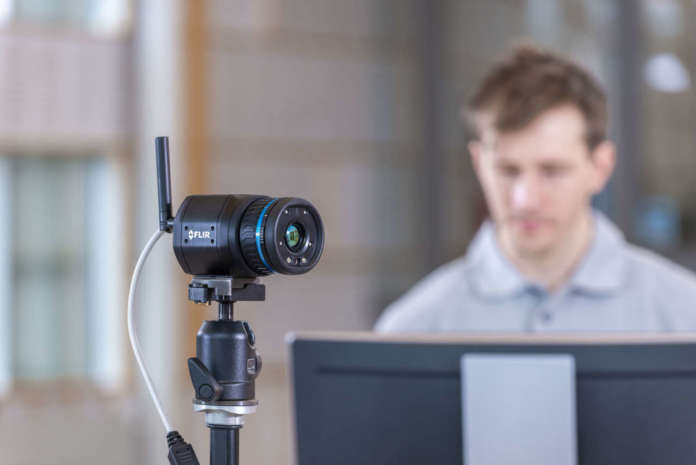 A400_A700 use in skin temp screening_LOW Scansione termica cutanea