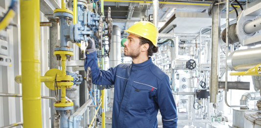 Vestiario, divise e Dpi: quale inquadramento ai fini della sicurezza? Vestiario, divise e Dpi