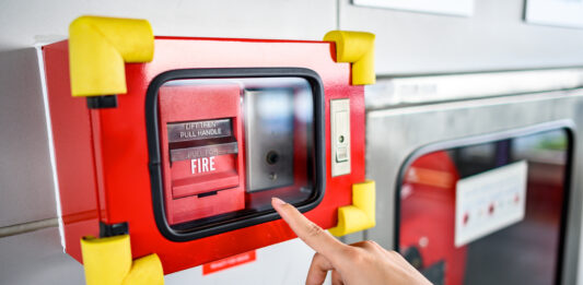 Antincendio nelle scuole: l'attuazione delle disposizioni legislative