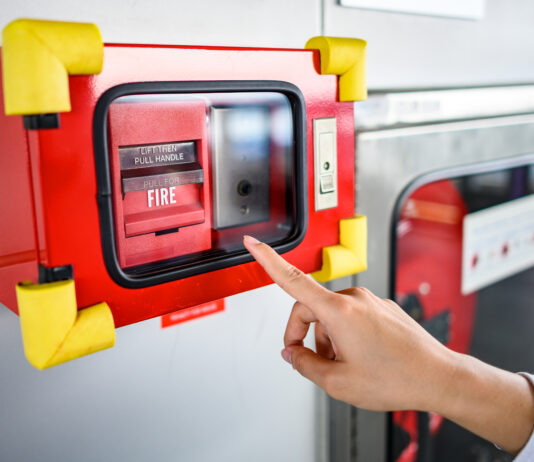 Antincendio nelle scuole: l’attuazione delle disposizioni legislative Antincendio nelle scuole: l'attuazione delle disposizioni legislative