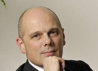 Mauro Guzzini nuovo presidente Assobagno