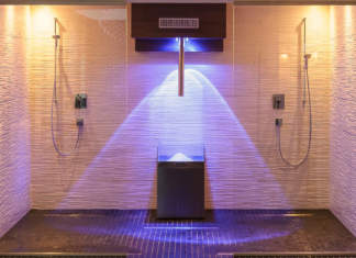 Starpool per l’AlpenHotel di Seefeld (Austria) Starpool per l'AlpenHotel Fall in Love