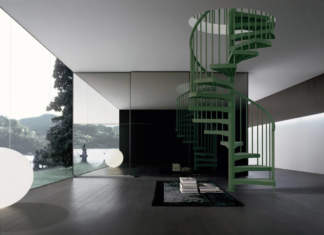 In tecnopolimero la scala a chiocciola di Fontanot Techne Linear by Fontanot