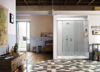 Una doccia con ante scorrevoli: Gliss by Vismaravetro Gliss by Vismaravetro