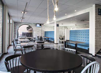 Il mare protagonista: Inkiostro Bianco per il ristorante Bluefish