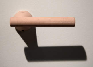 Juno by Mandelli: materiali inediti per maniglie