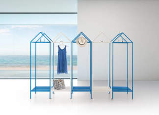 Leggero e ironico: Lido di Caimi Brevetti Caimi Brevetti