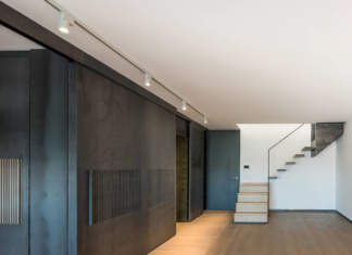 Tra tecnica e materia: Scrigno per “Casa al Portonaccio”