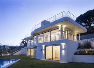 Hi-Macs per una villa a Cannes