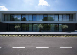 Ceramiche Refin per il nuovo headquarter Grafiche Valpolicella a Pescantina (Vr)