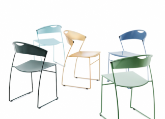 Champagne per il 30 anni della Juliette Chair di Baleri Italia