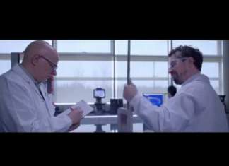 Progettare un oggetto senza viti, rivetti e saldature