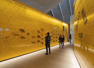Texture brillante e resistenza: Abet Laminati per il Design Museum