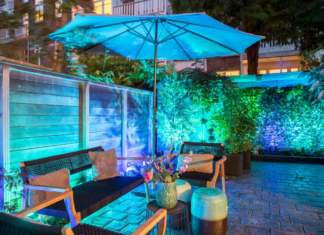 La gamma Outdoor di Philips Hue by Signify