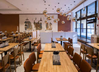 Bross per l’Helsinki City Hall Cafeteria