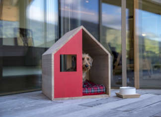 Cucce luxury in legno, completamente sostenibili da Rubner Haus e Poldo Dog Couture