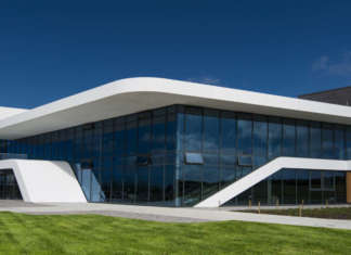 Corian Solid Surface per il Menai Science Park a Gaerwen (Galles)