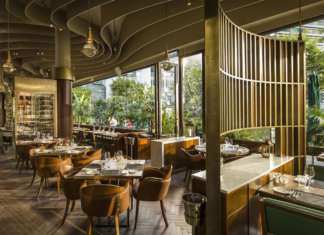 Bross per il ristorante Continental di Hong Kong