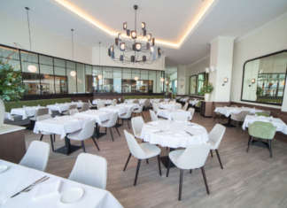 Bross per la brasserie Chez Charles a Dubai