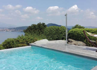 Lilith ed Eva, colonne doccia Damast per outdoor