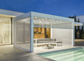 Pergole bioclimatiche con sistema wifi Gibus Connect