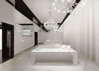 Olivari per il Palazzo Barovier&Toso a Murano (Ve)