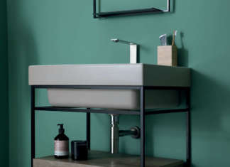 Trix, un lavabo-lavatoio compatto firmato Colavene