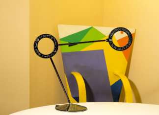 Edizione speciale per la lampada Amuleto Pearl di Alessandro Mendini