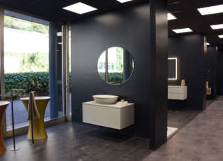 A Ora (Bz) apre il nuovo showroom di Planit