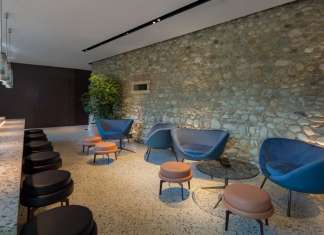 Ideal Work per il ristorante La Ghiacciaia dei MAO Architects ©Marco Zanta