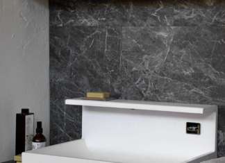 mg12 presenta il lavabo JP: l’acqua sgorga dalla mensola
