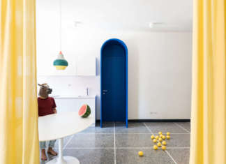 Retroscena. Una ristrutturazione tra realtà e finzione di un appartamento anni Cinquanta a Roma